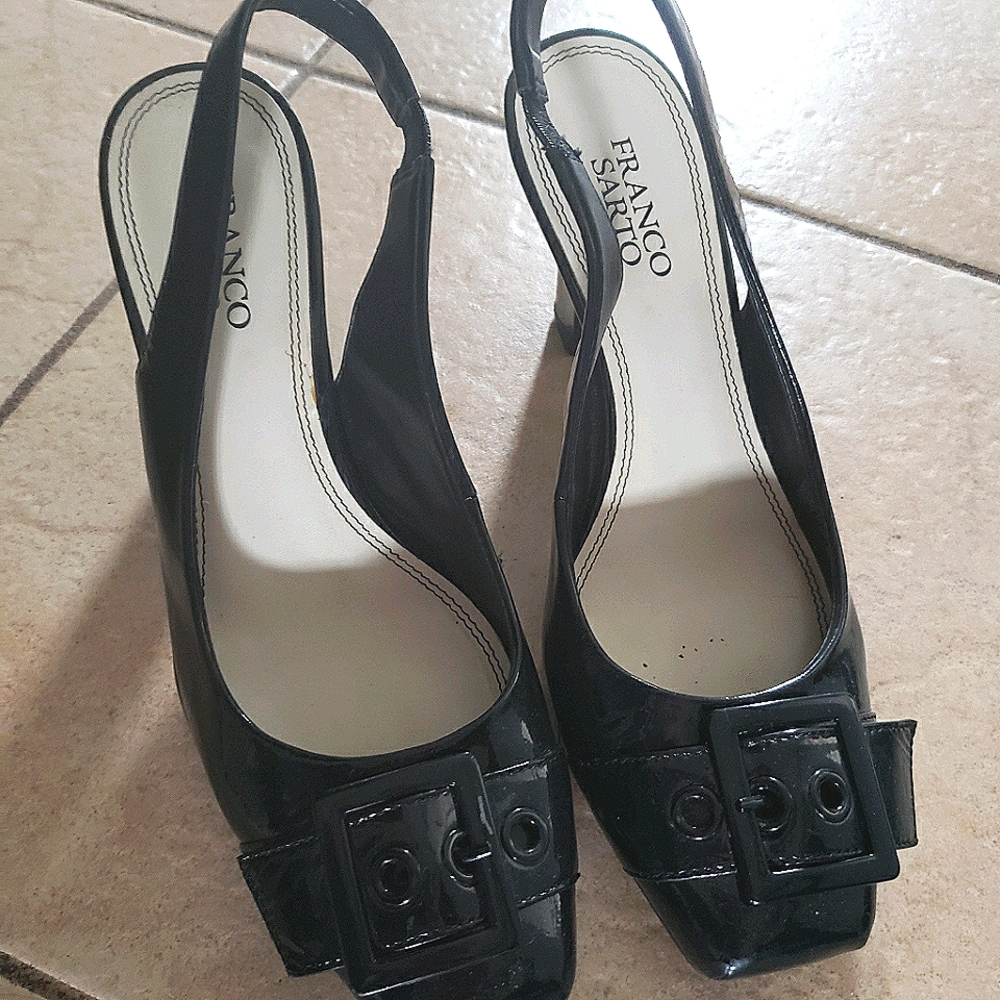 Slingback shoes